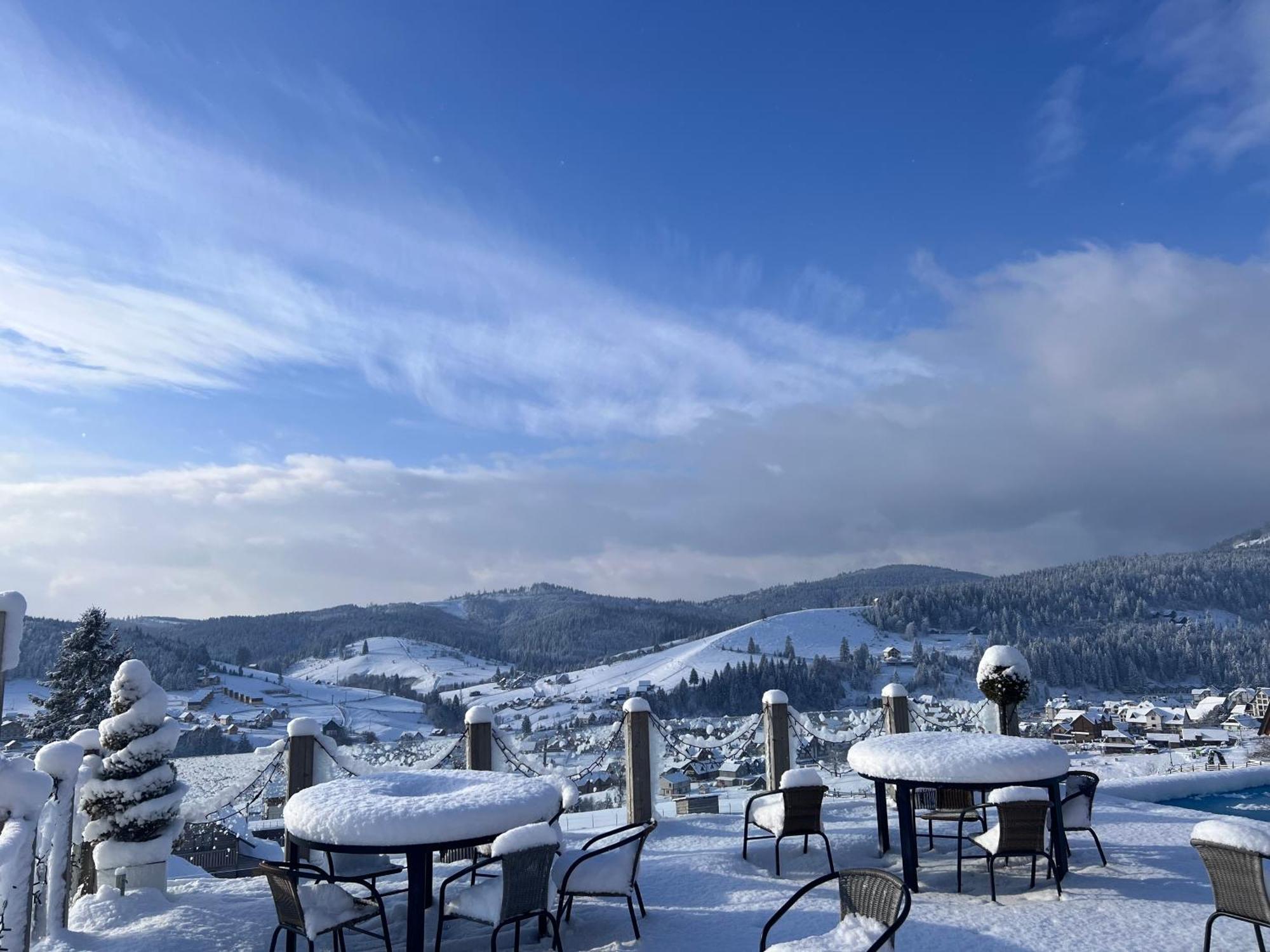 Vysche Neba Hotel Bukovel Exterior foto
